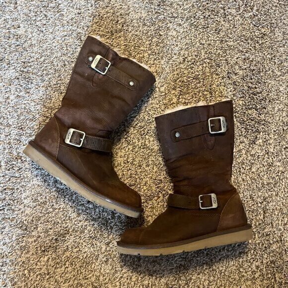 UGG Shoes - Ugg brown shearling lined Kensington winter boots